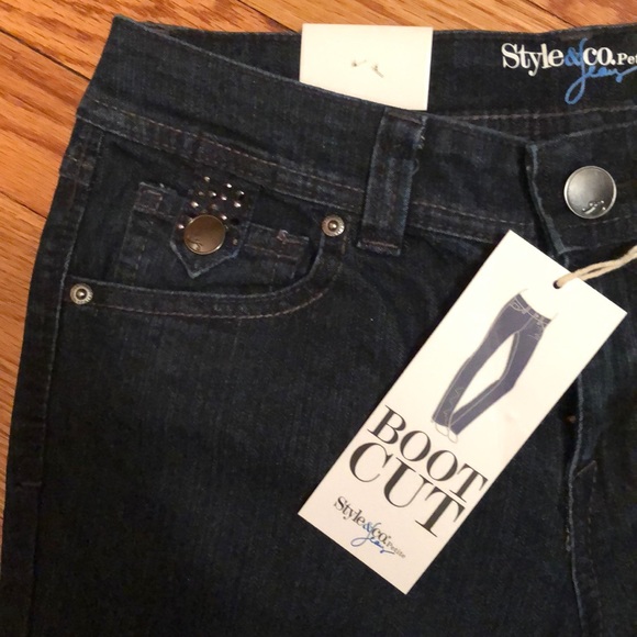 NWT Style & Co. Petite Boot Cut Jeans 6P - Picture 6 of 8